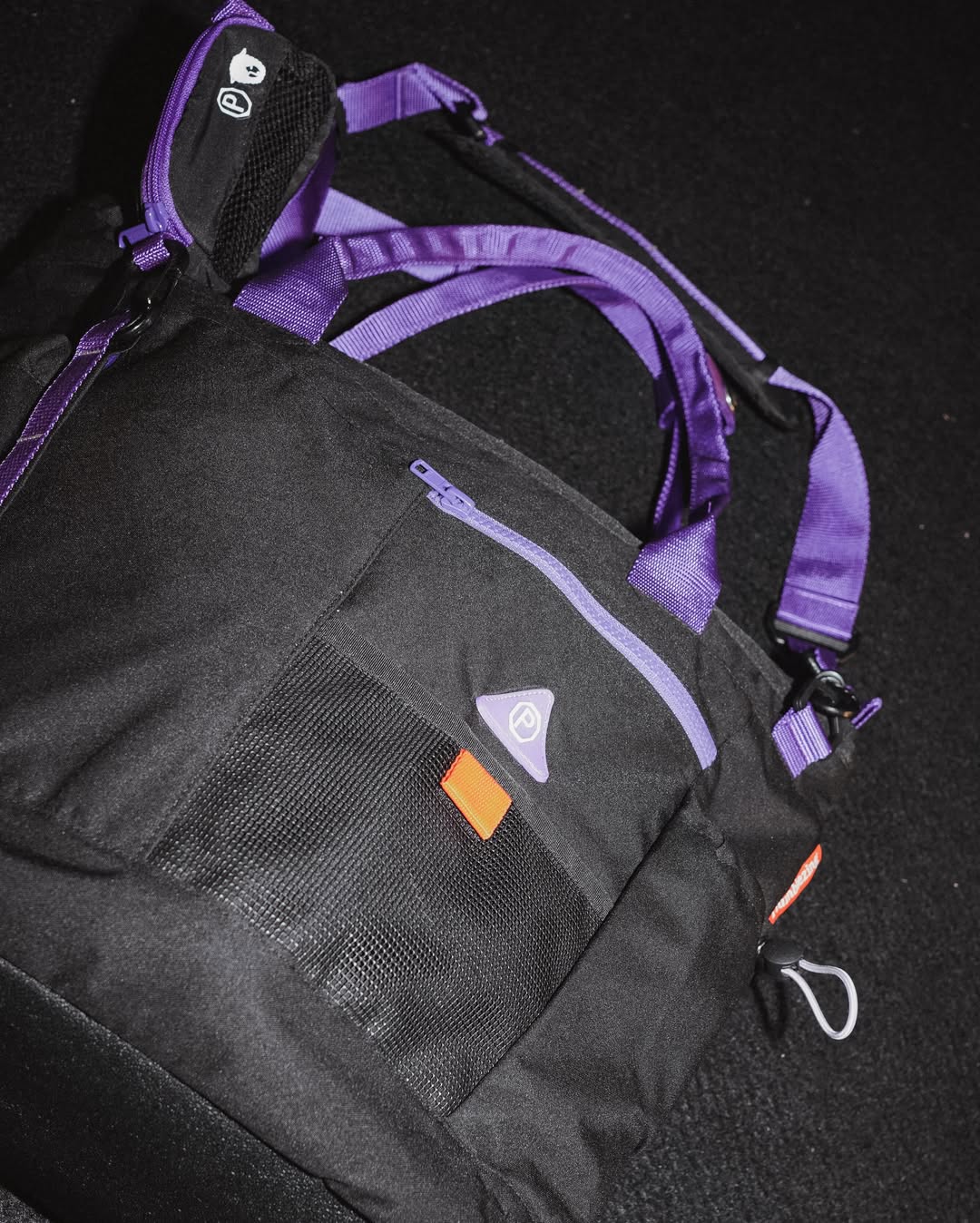 Humblezing x Perunggu Bona Tote Bag Black