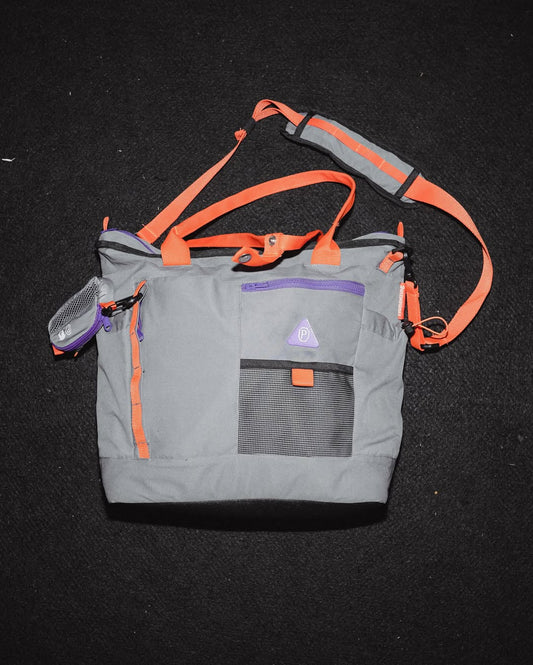 Humblezing x Perunggu Bona Tote Bag Gray