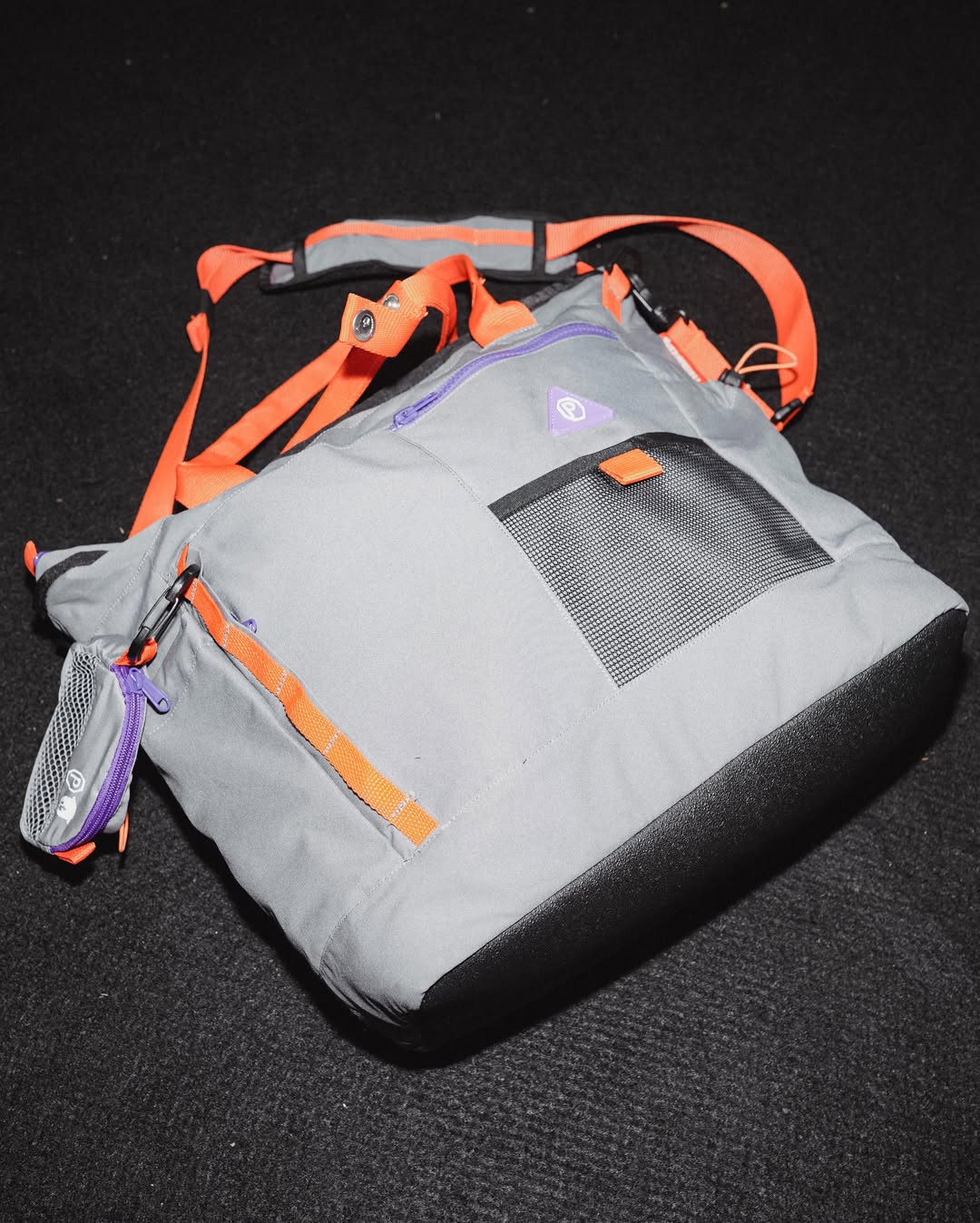 Humblezing x Perunggu Bona Tote Bag Gray