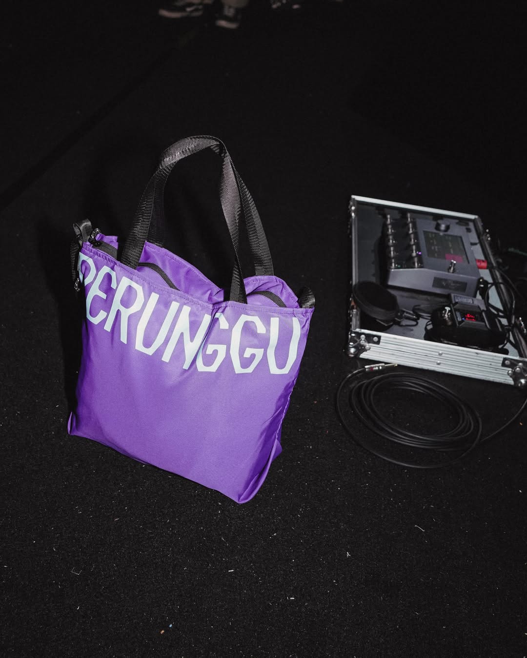 Humblezing x Perunggu Vinyl Bag