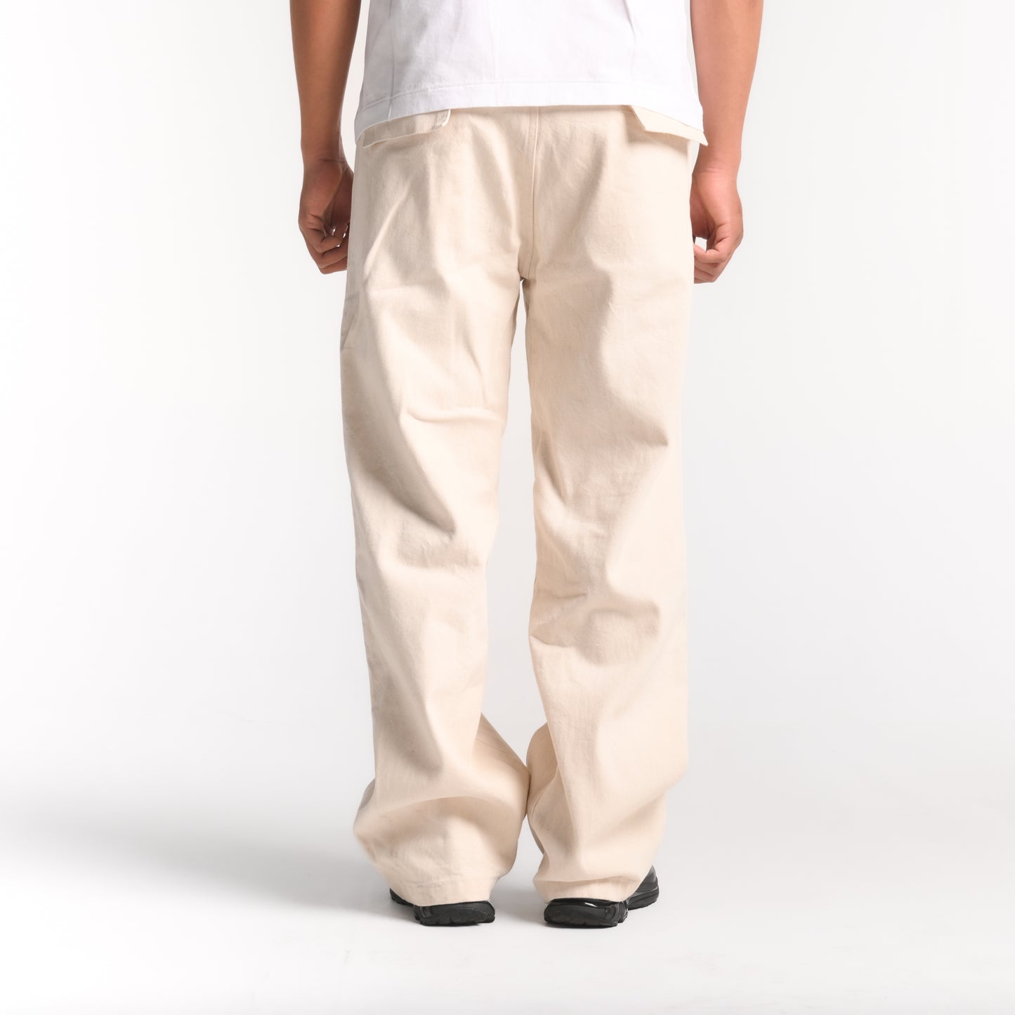 Noir Seamless Cargo Pants Broken White