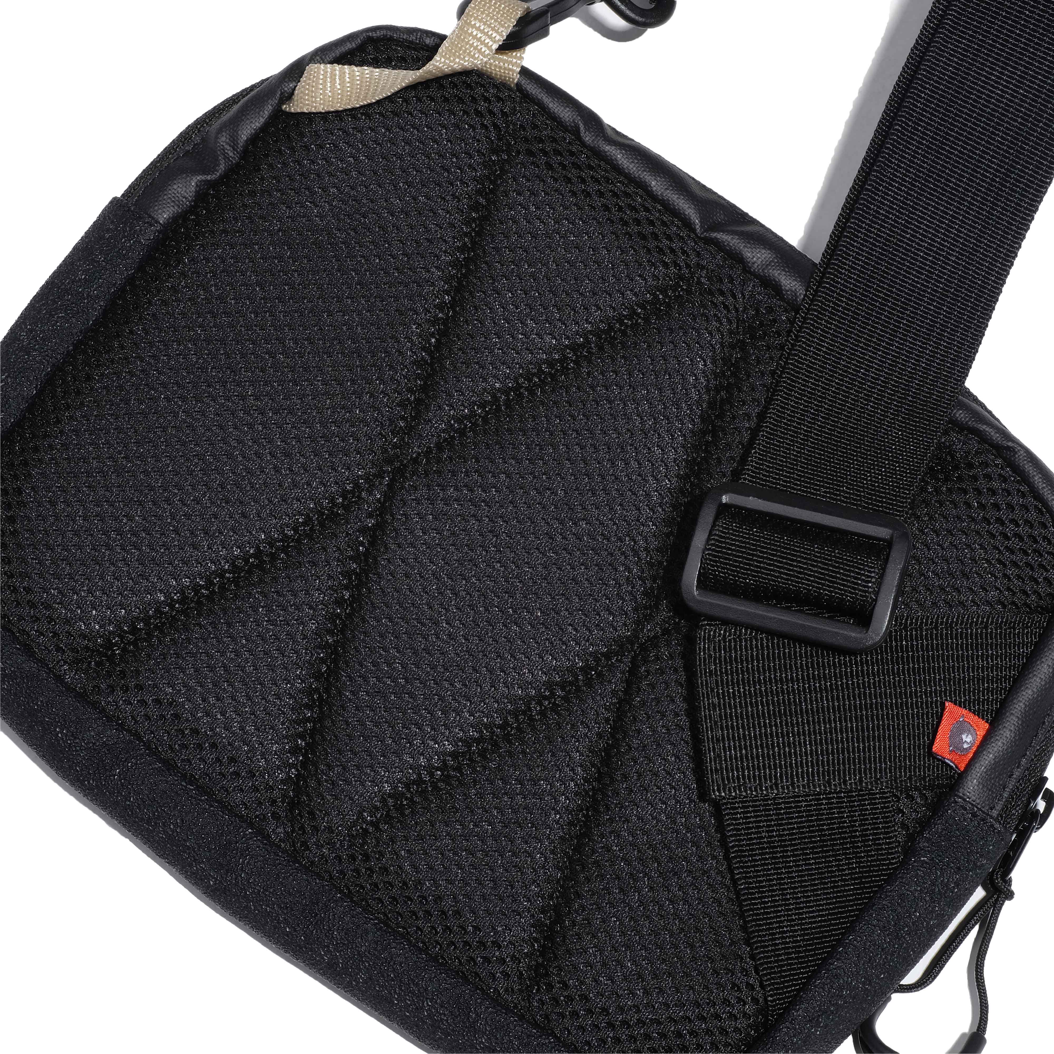 Slate SlingBag Black