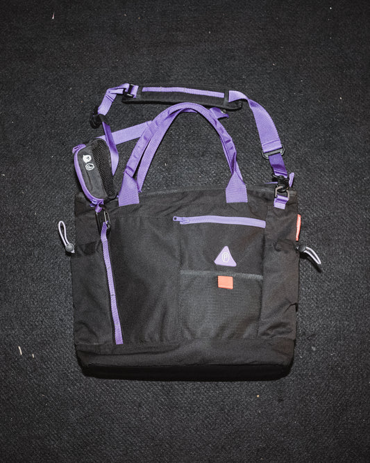 Humblezing x Perunggu Bona Tote Bag Black