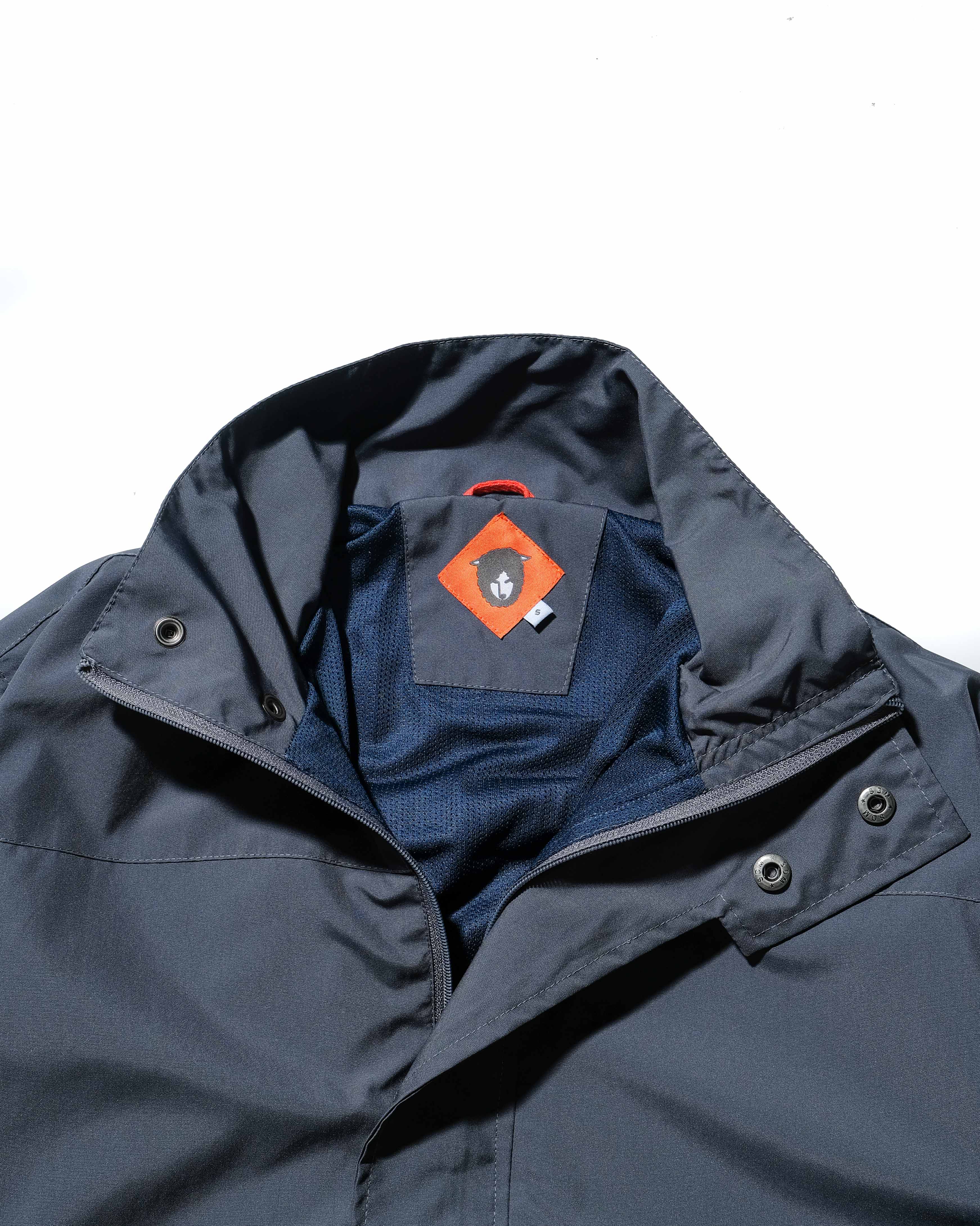 Gaussian Blouseon Ebony Jacket